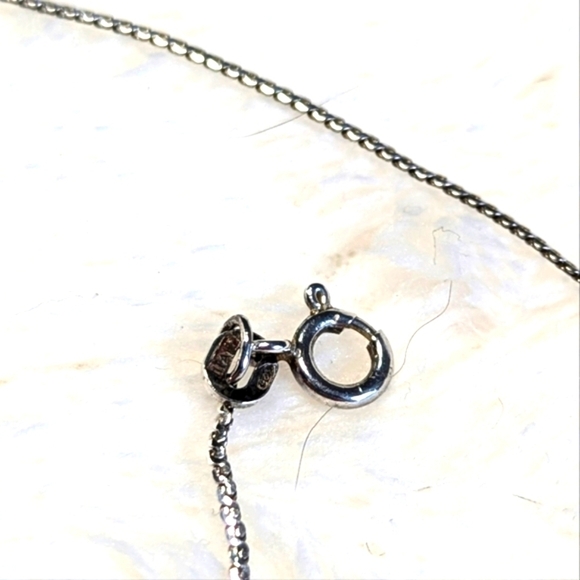 Beautiful 1 Carat CZ Pendant on a 18" Italian Sterling Silver Chain - Picture 7 of 8